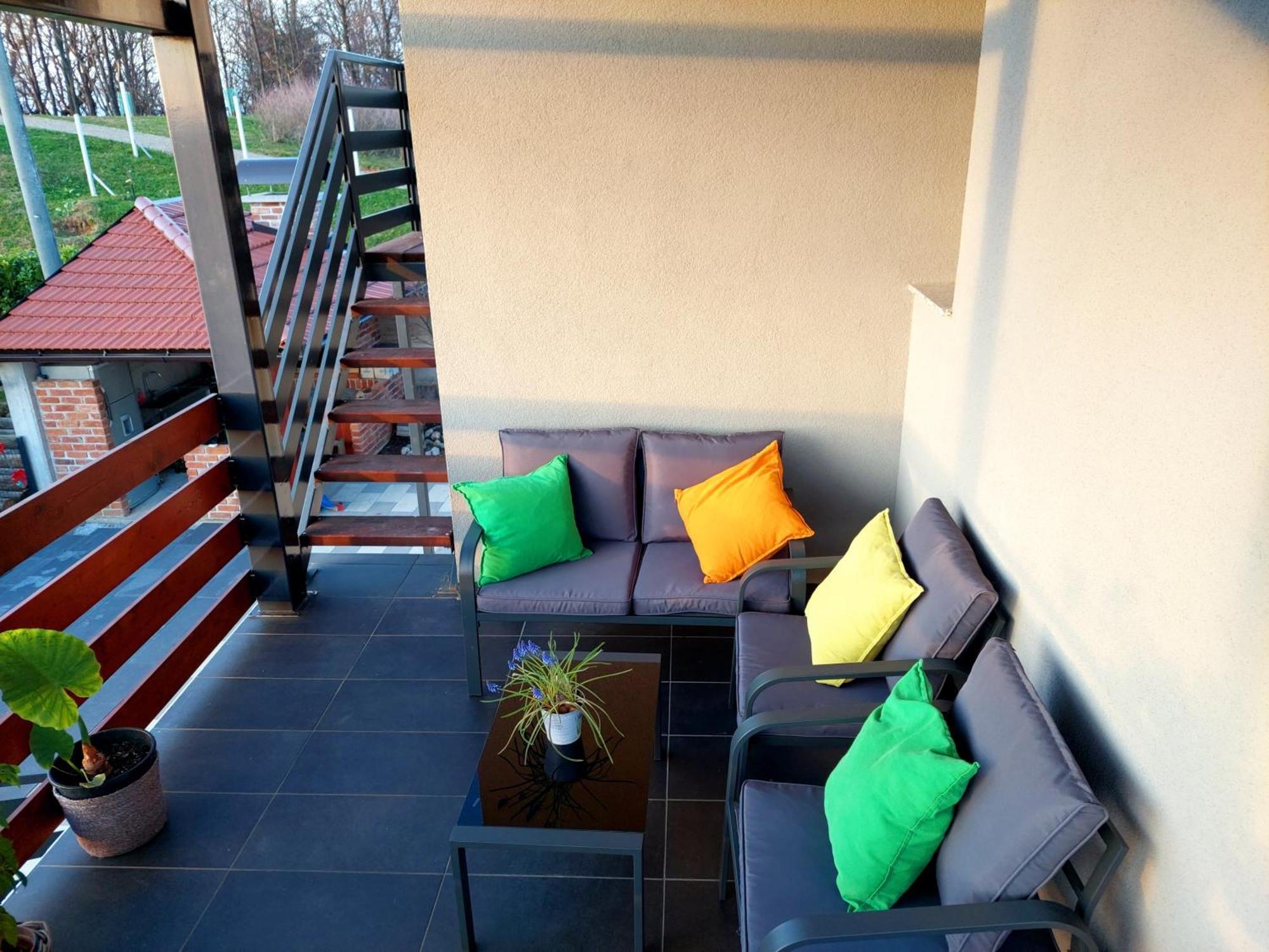 Apartman Masha Karlovac Exterior foto